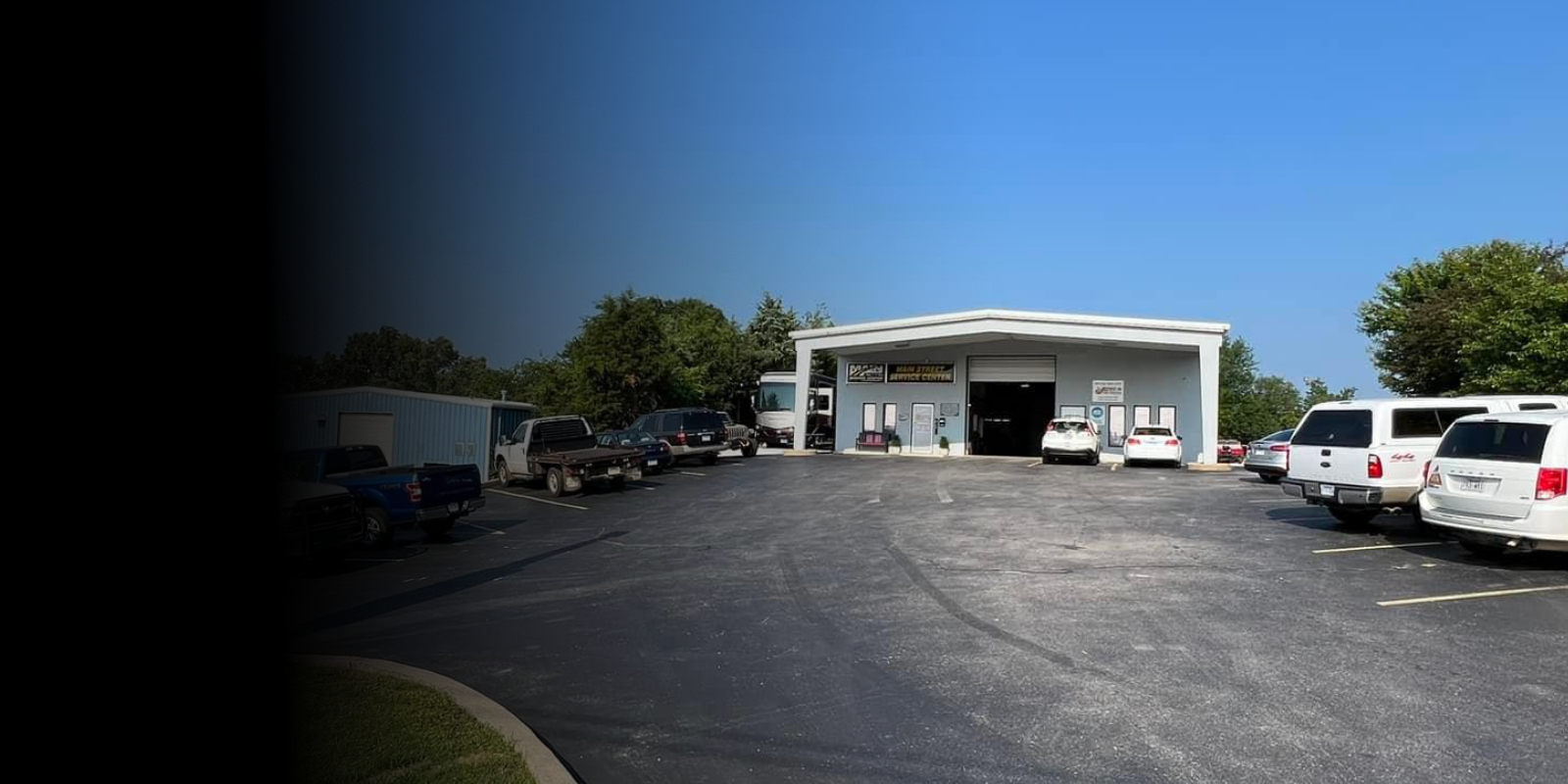 Main Street Service Center Exterior of Shop